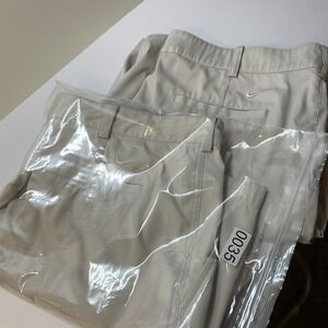 LOT of 2 Nike Golf Shorts Mens 40‎ Tan Khaki Dri Fit Dry Performance Tech Beige